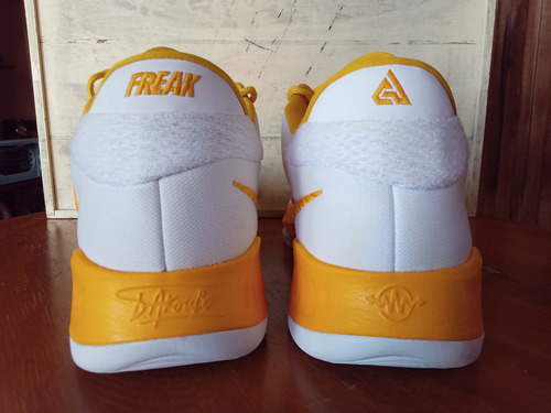 Nike Zoom Freak 4 30.5 Ctm. (Usado)