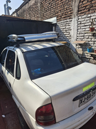 Chevrolet Corsa 2004, Color Blanco Sin Multas. Al Dia