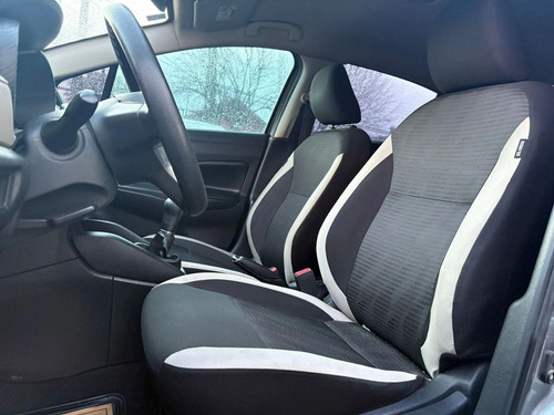 Nissan Versa Advance