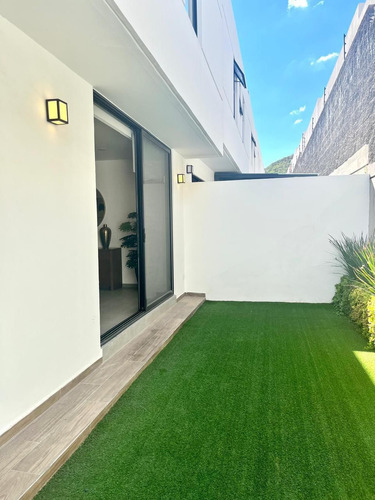 Residencia Boutique, Nuevo Refugio, Alberca, Amenidades Top, Arquitecto Premiado, Privada Olmo