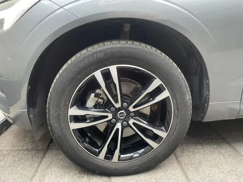 Volvo XC60 2.0 T5 Momentum At