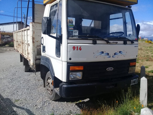 Ford Cargo 914