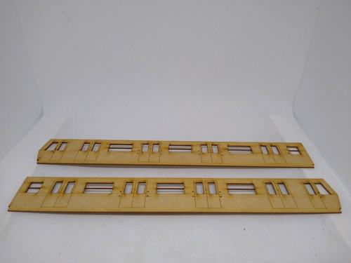 Imagen 2 de 6 de Nico Coche Subte Linea D Kit Fibrofacil H0 (mnt 36)