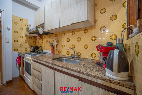Imagen 5 de 23 de Venta Ph En Roca 38, Macrocentro