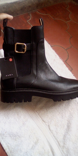 Botas Zara Negras Originales 