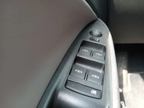 Chevrolet Onix 1.0T Premier Sedan At