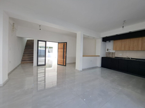 Venta Duplex 3 Dorm Quinta Santa Ana