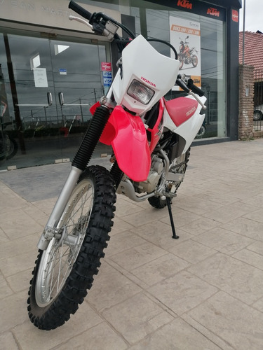 Imagen 8 de 11 de Honda Crf 230 Año 2019