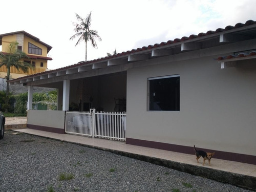 Imagem 14 de 17 de Casa No Saguaçú Com 3 Quartos Para Venda, 210 M² - Lg4508
