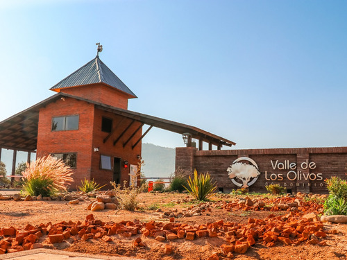 Cómoda Parcela En Condominio Valle De Los Olivos, Pelequén