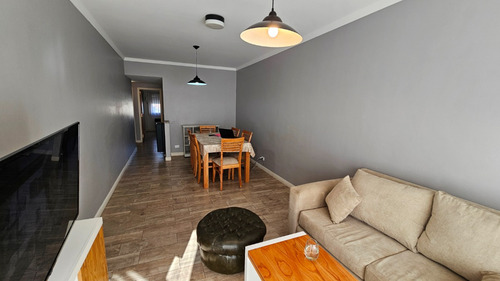 En Venta. Departamento De 2 Ambientes Con Dependencia. Zona Torreón Del Monje.
