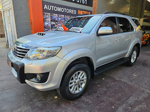 Toyota Hilux SW4 3.0 Srv I 171cv 4x4