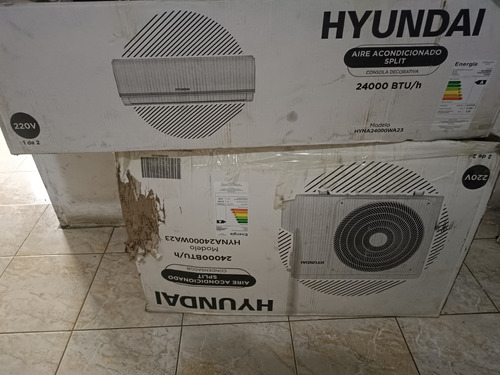 Aire Acondicionado Split De 24 Btu Hyundai ,año Y Medio De U