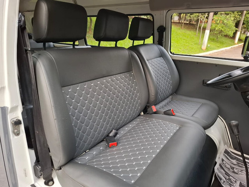 Volkswagen Kombi 1.4 Standard Total Flex 3p