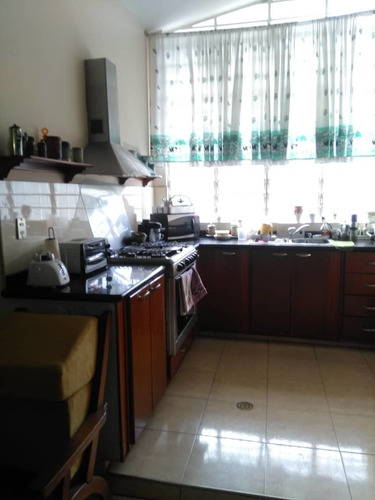 Imagen 12 de 14 de Quinta En Barrio Sucre Maracay Aragua