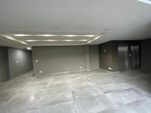 Oficina A Estrenar 55 M² C/ Cochera - Centro (moreno)