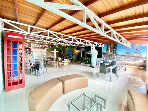 Imagen 6 de 10 de Y.r. Edificio Comercial Y Residencial Barrio El Carmen