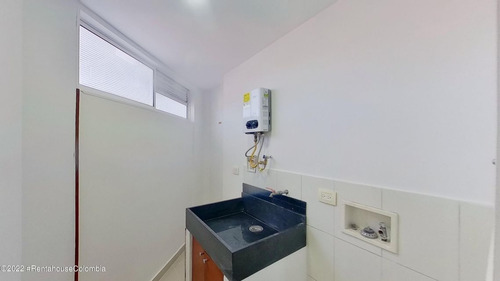 Imagen 6 de 16 de Vendo Apartamento En Laureles(medellin) C.m 23-1115