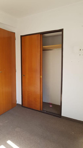 Departamento En Venta - 2 Dormitorios 1 Baño 1 Cochera - 54mts2 - Tolosa