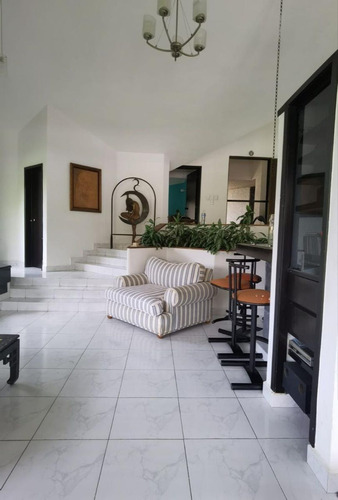 Casa En Renta Lomas De Cocoyoc (quetzal)
