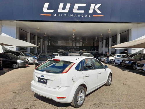 Imagem 4 de 12 de Ford Focus