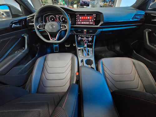 Volkswagen Vento 2.0 Tsi Gli 211cv App Connect + Nav