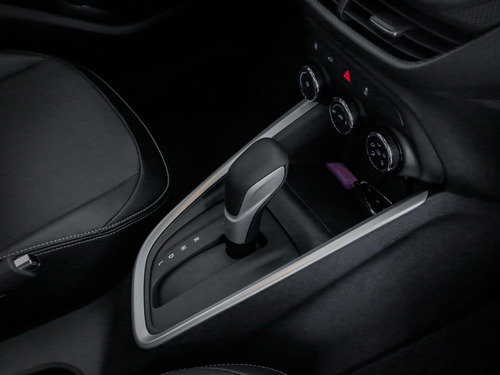 Chevrolet Onix Plus 1.0 Premier Turbo Midnight Flex (aut)