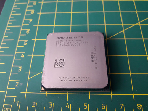 Procesador Amd Athlon Ii X4 640 De 4 Núcleos Y 3ghz (Usado)