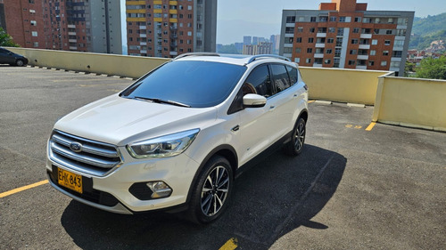 Ford Escape 2.0 Titanium