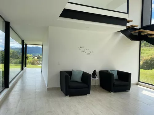 Encantadora Finca En Venta Llanogrande