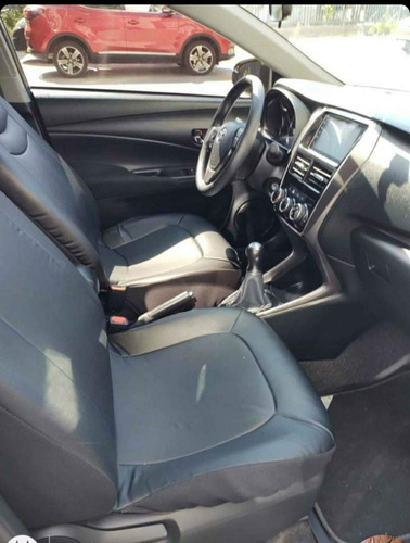 Imagen 3 de 3 de Toyota Yaris E