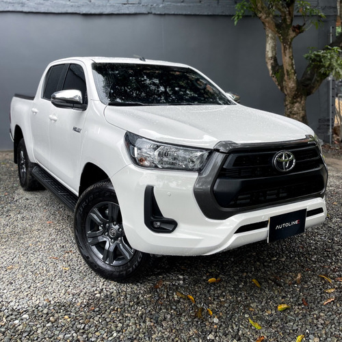 Toyota Hilux 2.4