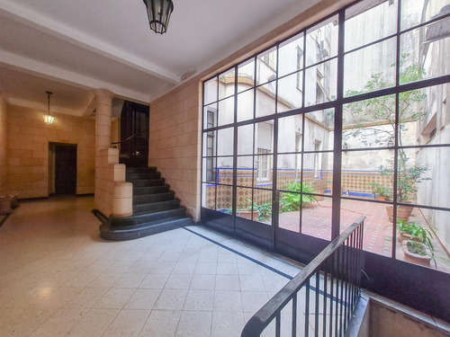 Imagen 25 de 27 de Departamento En Venta De 6 Ambientes , Muy Luminoso Y Tranquilo, Totalmente Reciclado! En Edificio Histórico Patrimonio De La Cuidad. Recoleta
