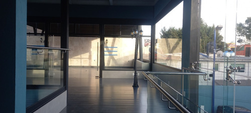 Local Comercial Adolfo Ruiz Cortinez