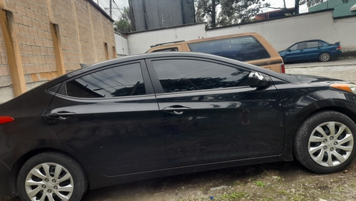 Imagen 7 de 12 de Hyundai 2012 Elantra Gls