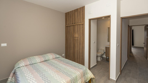 Departamento En Renta, Vistas 360 A La Ciudad, Con Alberca, Todo Incluido En San Miguel De Allende