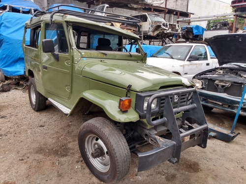 Sucata Toyota Bandeirante Ano 1993 Motor Mb 709
