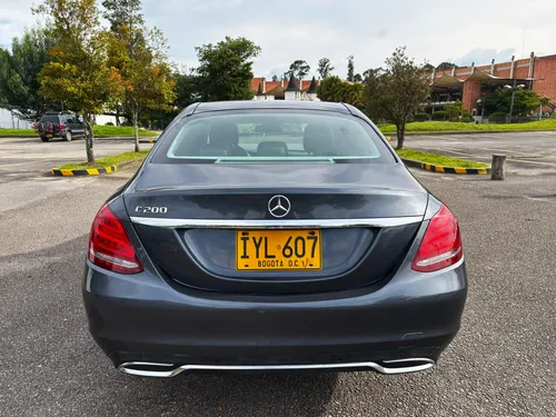 Mercedes-Benz C200 2.0 Exclusive