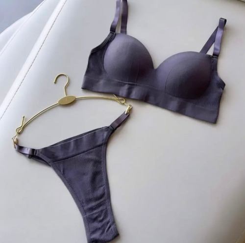 Conjunto Seamless Taza Soft B + Colaless Importados Uva Oscuro Lisa M/xl
