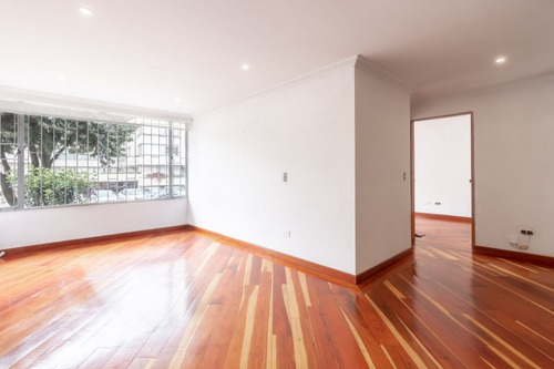 Imagen 1 de 15 de Apartamento En Arriendo/venta En Bogotá Santa Barbara Occidental. Cod 8012
