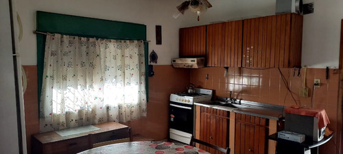 Imagen 3 de 18 de Venta P.h. De 4 Ambientes En Bernal Oeste