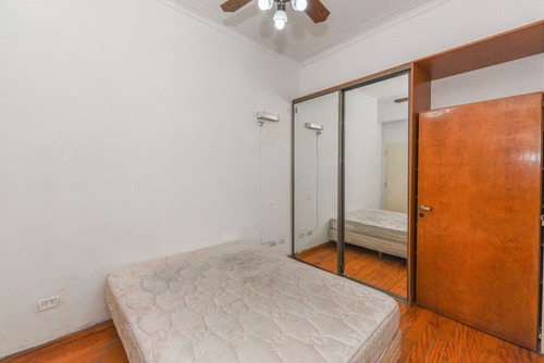 Venta Casa 5 Ambientes Con Cochera Versalles