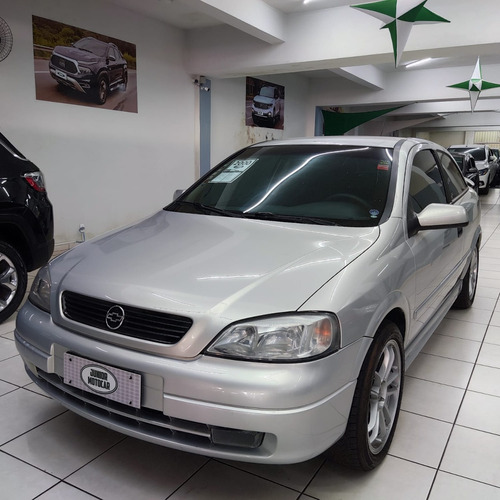 Chevrolet Astra 2.0 16v Gls 3p