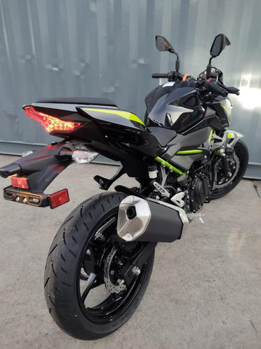 Imagen 6 de 25 de Nueva Kawasaki Z400 2023 , Cuadro Verde!!! Financio!!!