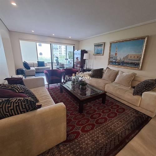 Departamento En Venta De 4 Dorm. En Viña Del Mar