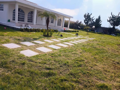 Casa A Precio De Terreno A 5 Min De Atlacomulco Muy Bonita