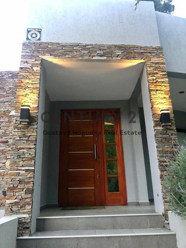 Imagen 6 de 23 de Casa En Venta En Costa Del Este - Oportunidad