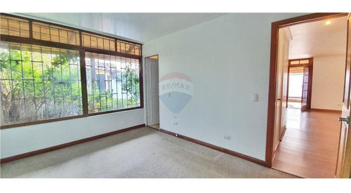 Imagen 8 de 18 de Oportunidad! Linda Casa, A Pasos De Av. Manquehue