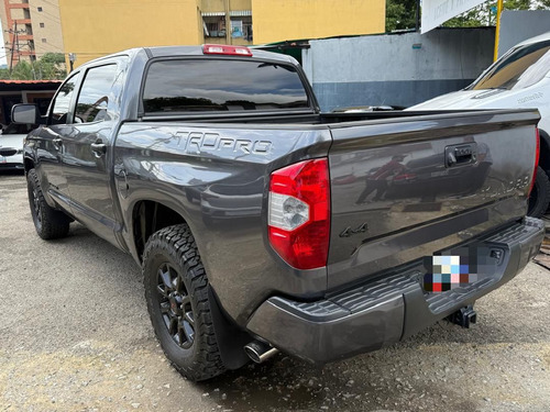 Toyota Tundra 2016