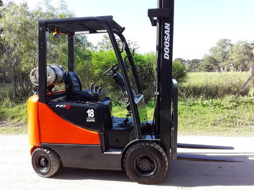 Autoelevador Doosan